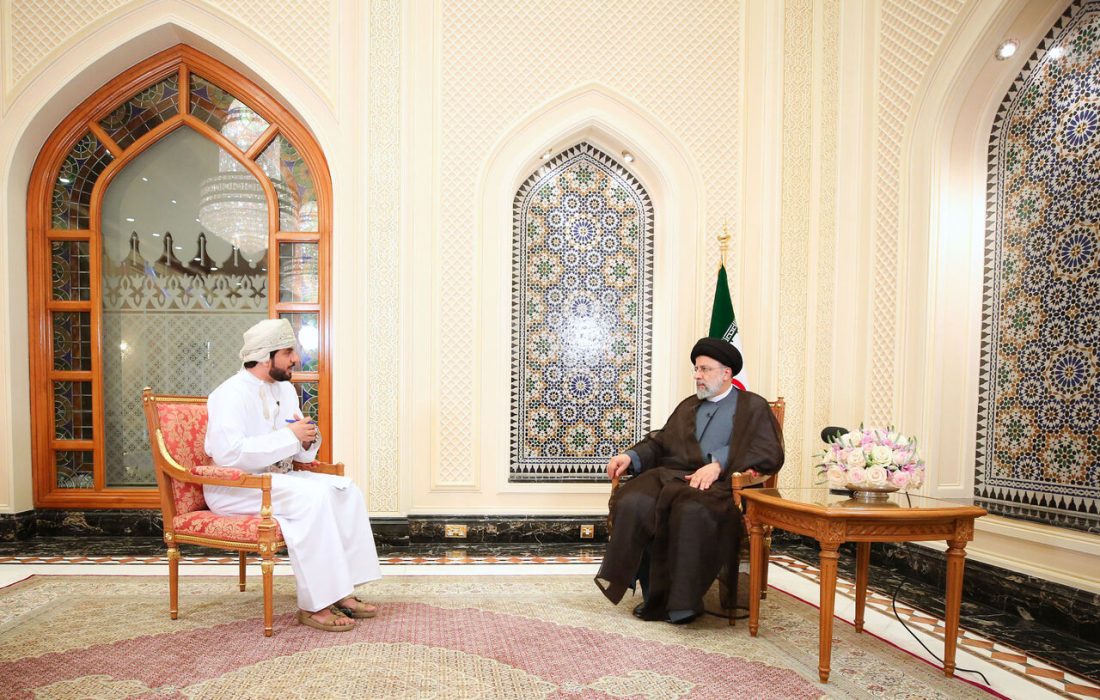 رئیس‌جمهور: روابط ایران و عمان بسیار فراتر از همسایگی صرف است