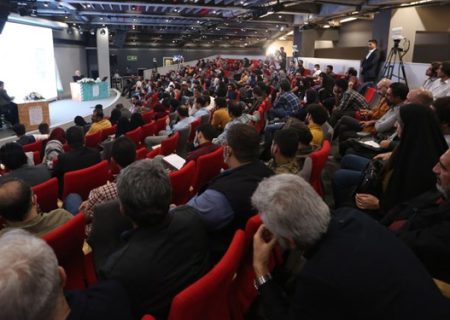 رضا کیانیان در جشنواره فیلم کوتاه تهران: وقتی می‌خواهید فیلم کوتاه بسازید از بازیگر و تصویربردار اسم و رسم‌دار استفاده نکنید