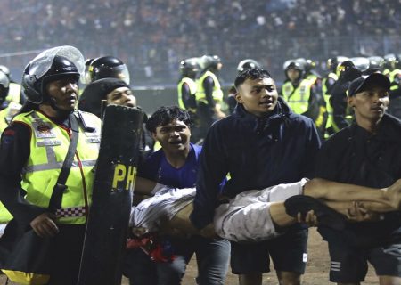 مسابقه فوتبال در اندونزی فاجعه ساز شد