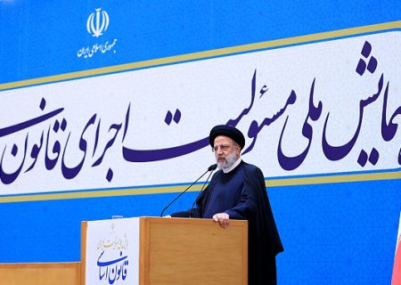 قانون اساسی جمهوری اسلامی ایران هیچ بن بستی ندارد