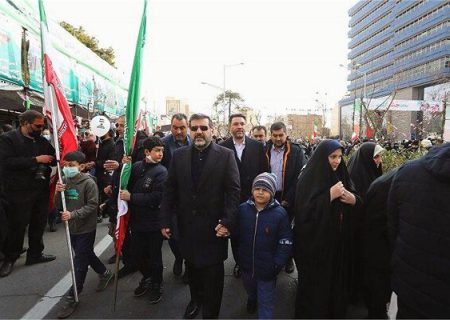 وزیر ارشاد در راهپیمایی : مردم انقلاب اسلامی را متعلق به خود می‌دانند