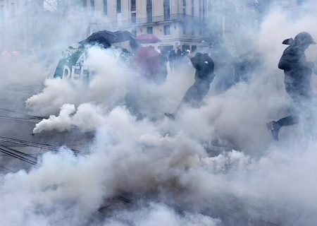 اعتراضات مجددا فرانسه را فرا گرفت