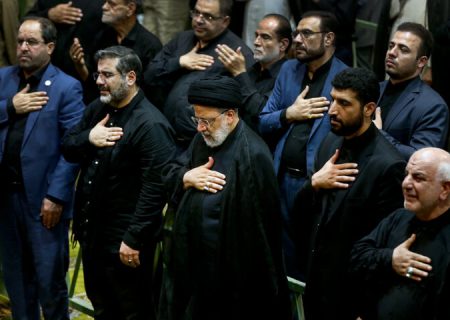 حضور آیت‌الله رئیسی در اجتماع عزاداران حسینی در دانشگاه تهران